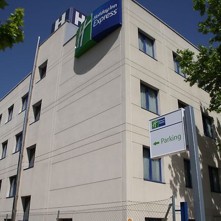 Holiday Inn Express San Sebastian De Los Reyes By Ihg Esterno foto