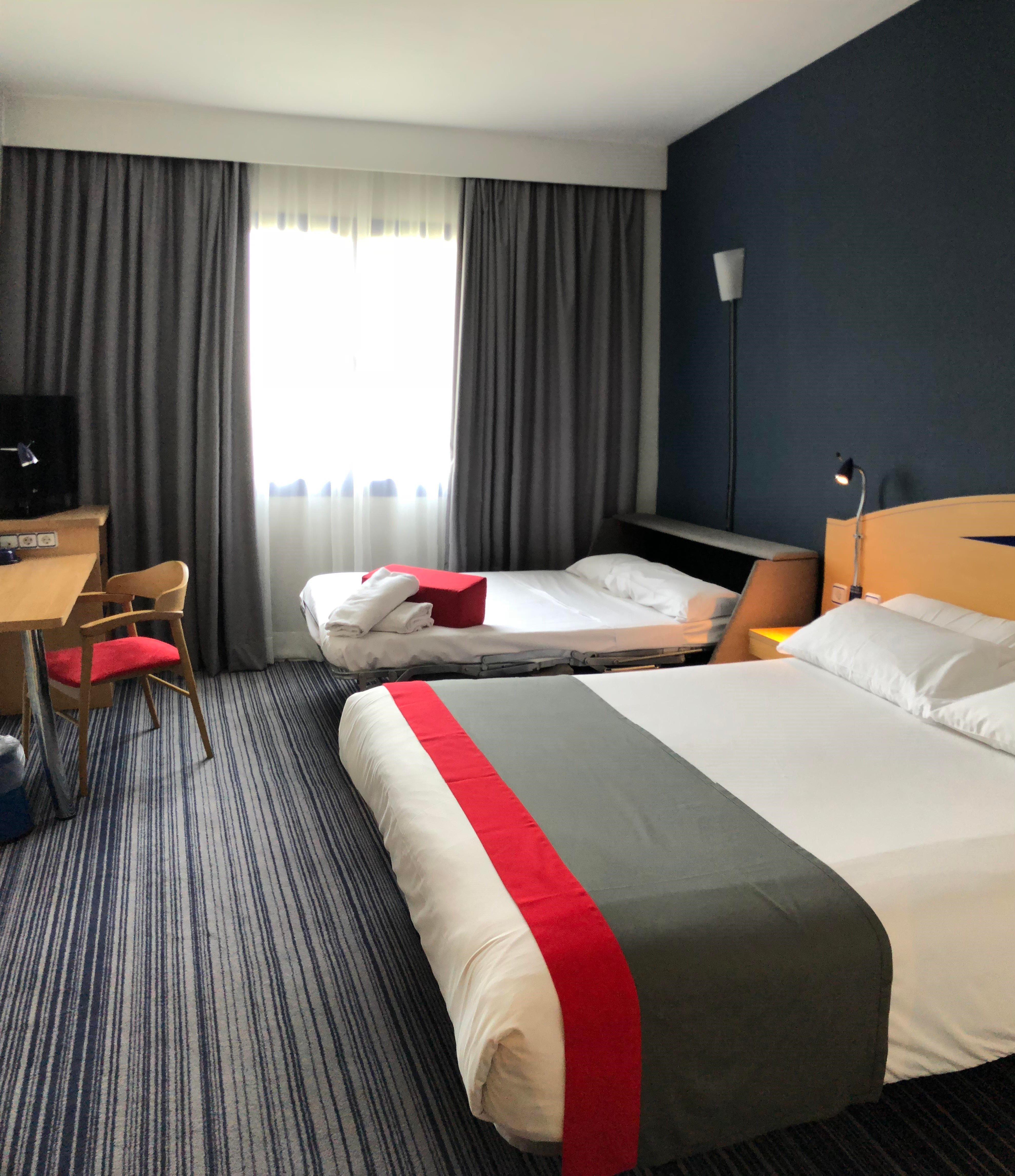 Holiday Inn Express San Sebastian De Los Reyes By Ihg Esterno foto