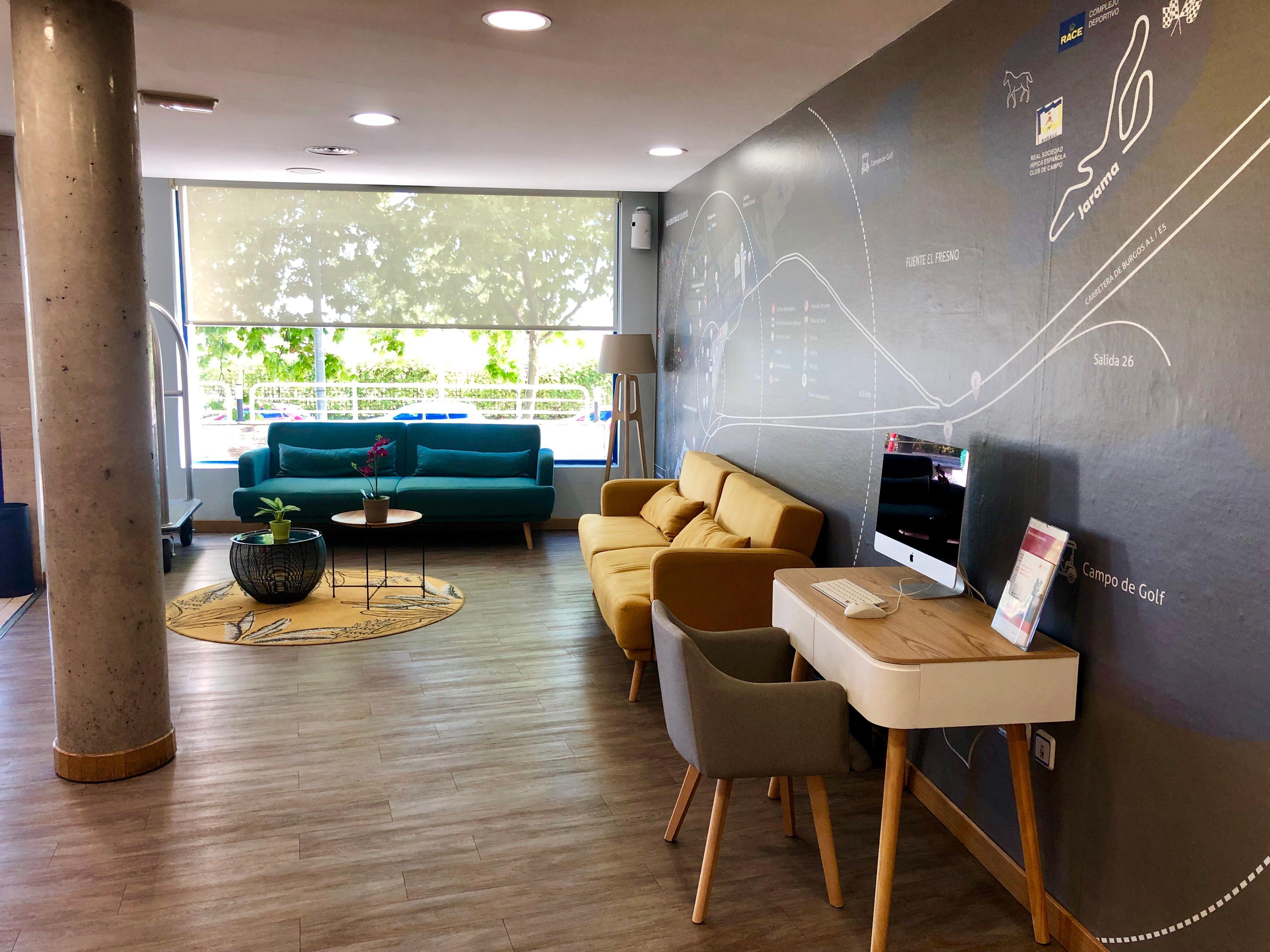 Holiday Inn Express San Sebastian De Los Reyes By Ihg Esterno foto