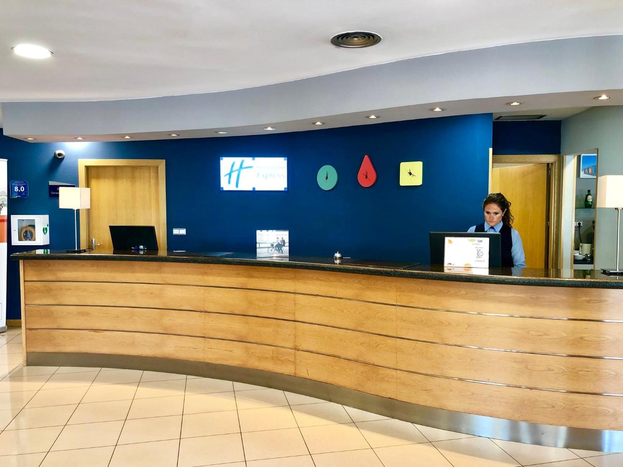 Holiday Inn Express San Sebastian De Los Reyes By Ihg Esterno foto