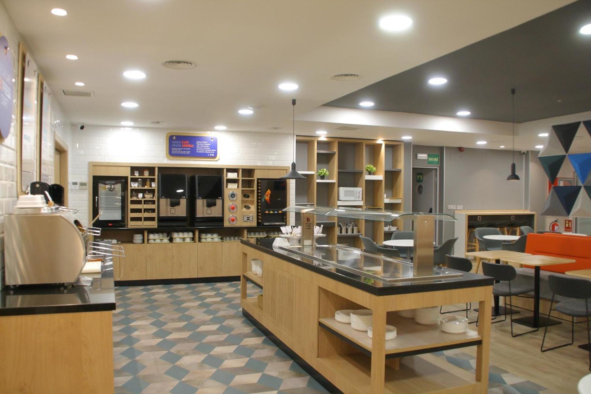 Holiday Inn Express San Sebastian De Los Reyes By Ihg Esterno foto