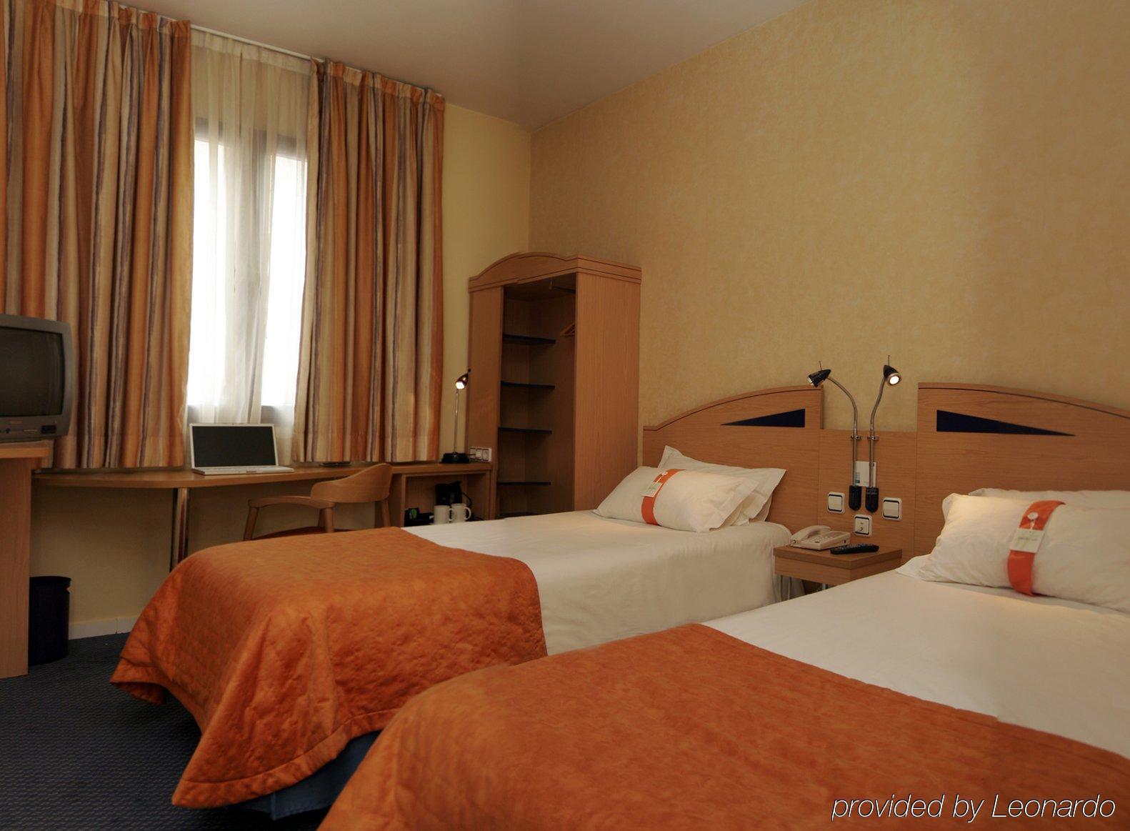 Holiday Inn Express San Sebastian De Los Reyes By Ihg Camera foto