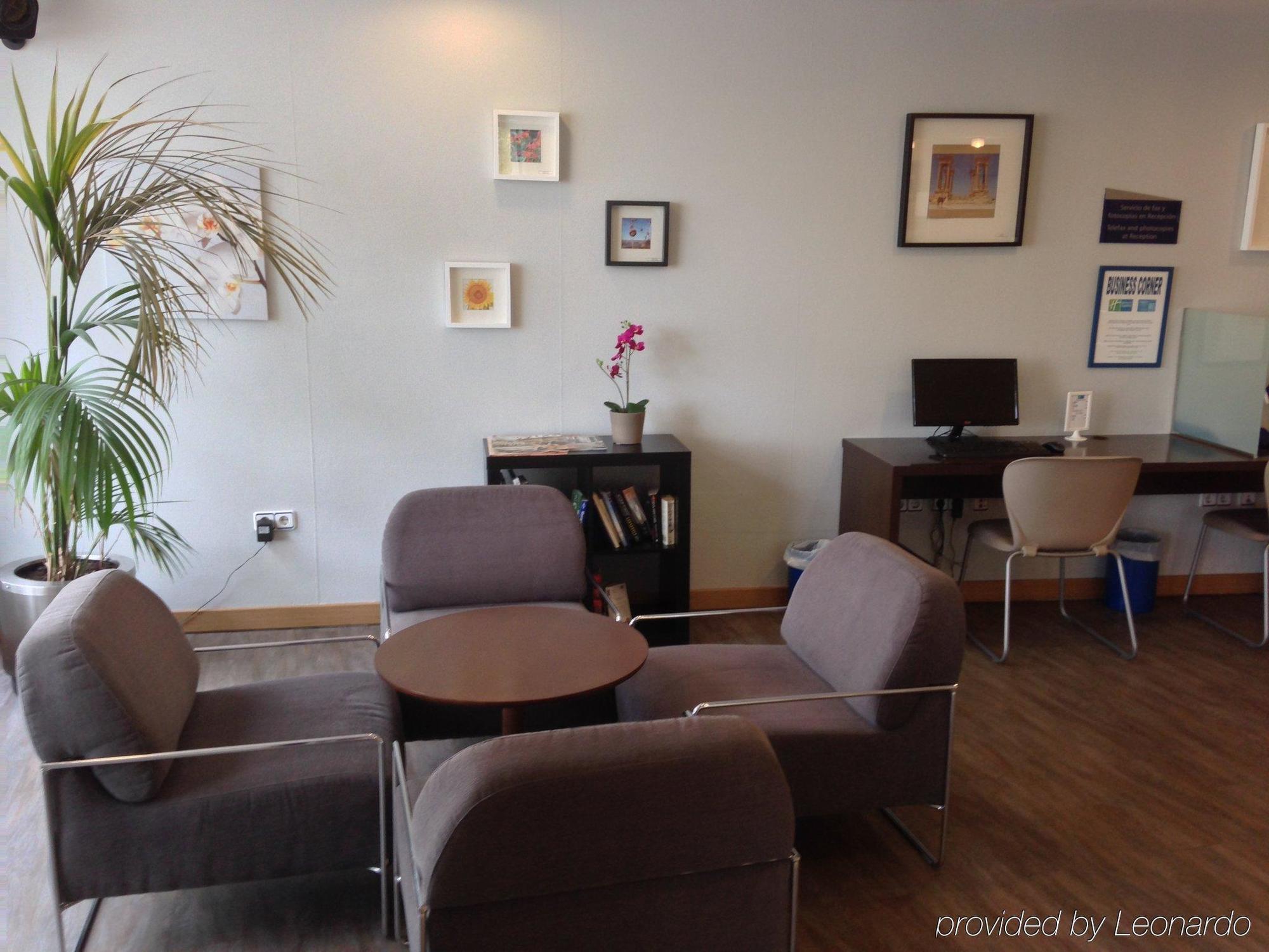 Holiday Inn Express San Sebastian De Los Reyes By Ihg Esterno foto