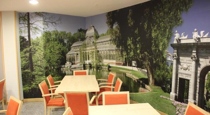 Holiday Inn Express San Sebastian De Los Reyes By Ihg Esterno foto